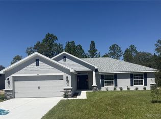 777 W Hallam Dr, Citrus Springs, FL 34434