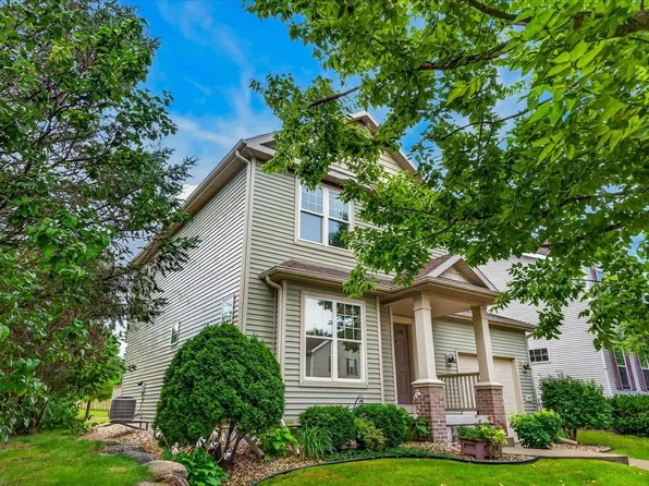 6909 Country Ln, Madison, WI 53719