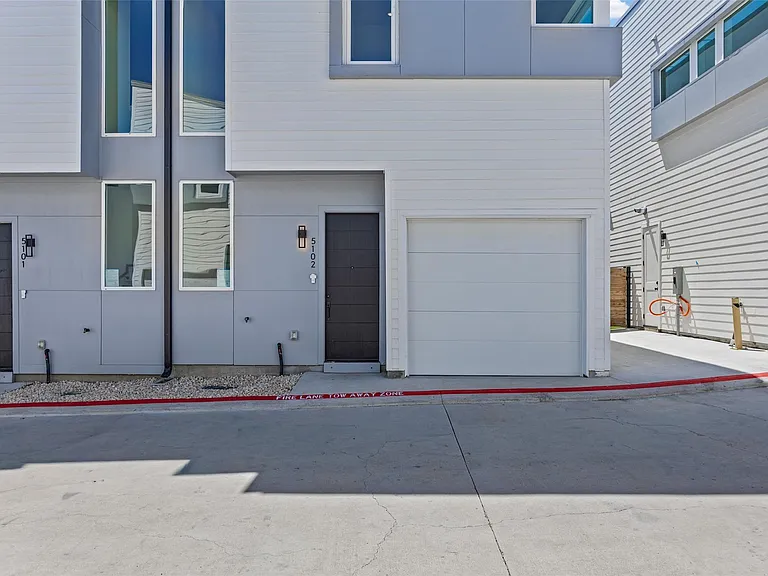 2000 Riverside Farms Rd #5102 — Photo 2