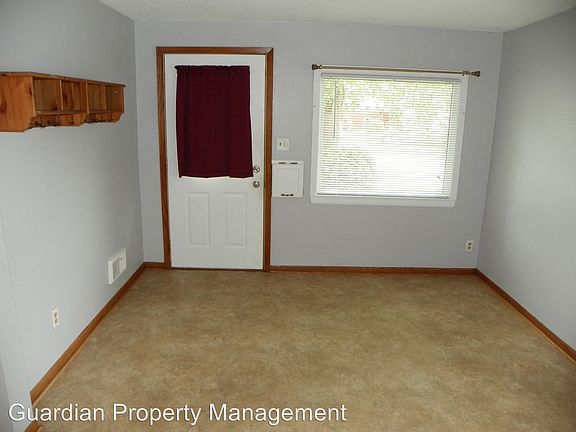 3rd image of 1467 Edgerton St