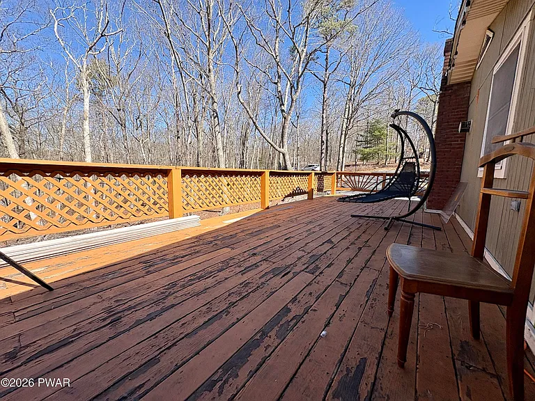 2193 Spring Dr — Photo 40
