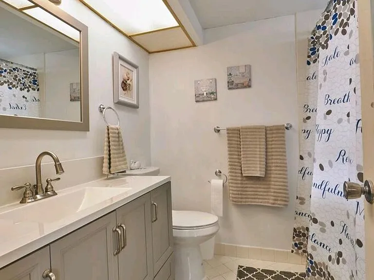 4550 Cove Cir #808 — Photo 15
