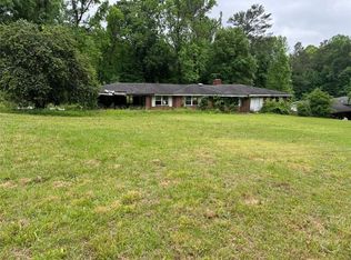 3042 Peek Rd NW, Atlanta, GA 30318