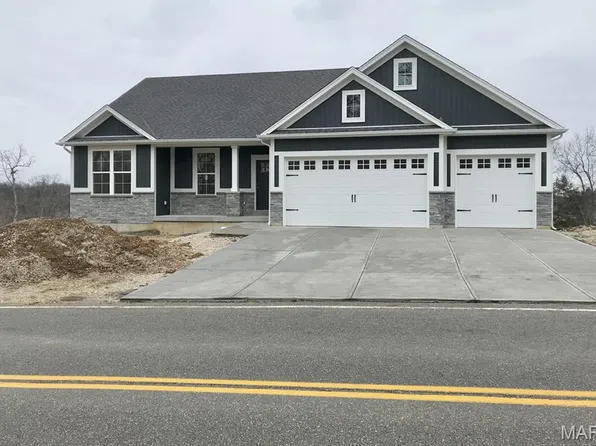1688 Scenic Dr, Festus, MO 63028