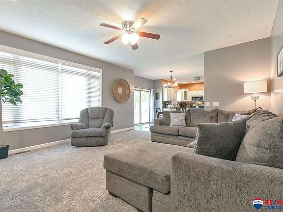 4th image of 2200 Jenna Ln