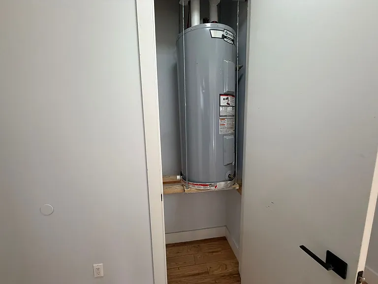 494 Jackson Ave #3B — Photo 9
