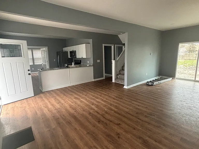 3424 Birchwood Ave — Photo 2