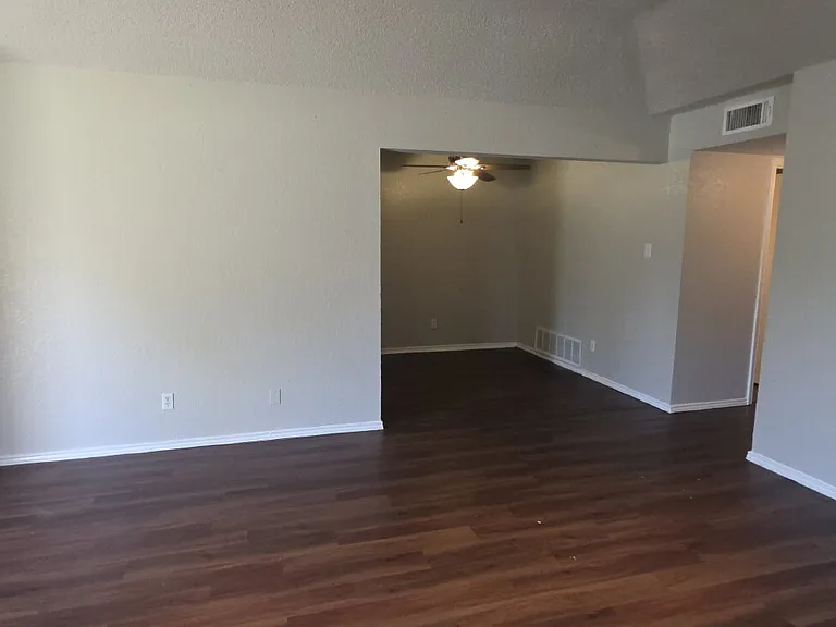 6719 Loma Vista Dr — Photo 17