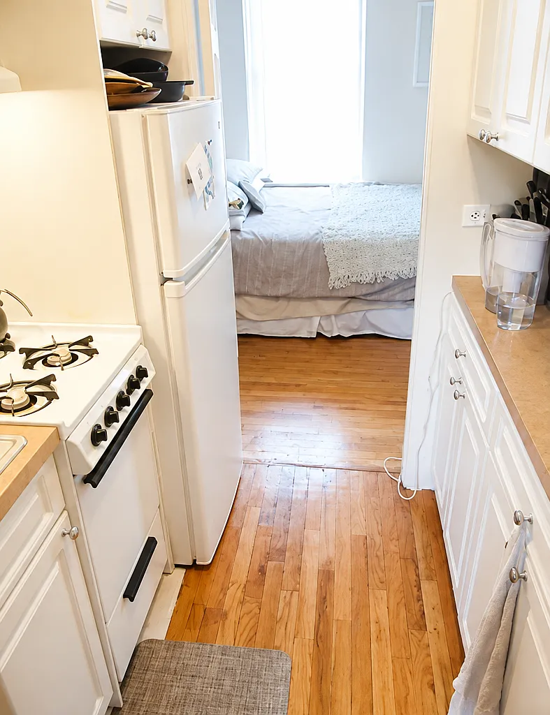 174 West Houston Street — Photo 4