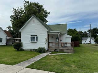 105 W Main St, Mitchell, IN 47446