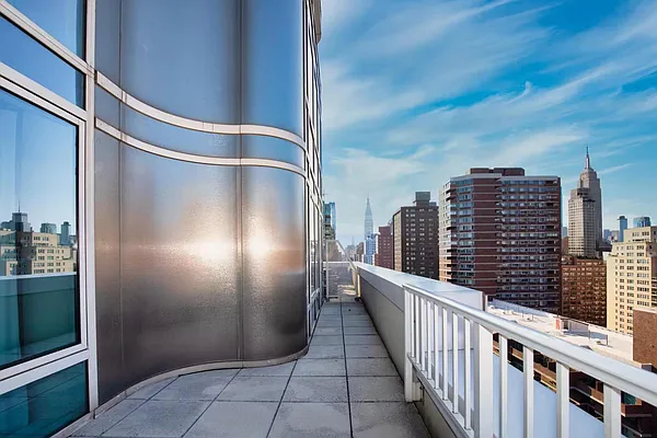 Rented by Nest Seekers International | media 12