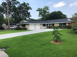 1706 Silverpines Rd, Houston, TX 77062