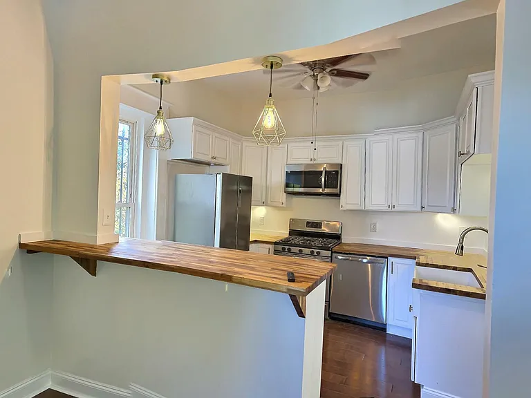 54 Normal Ave #3 — Photo 2
