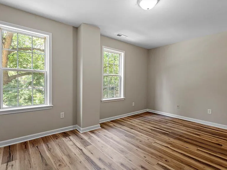 1611 Poole Rd — Photo 30