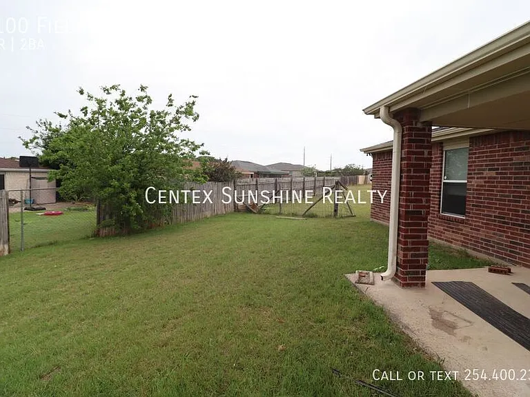 4100 Fieldcrest Dr — Photo 7