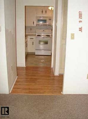 5th image of 2700 Bayshore Blvd APT 2212