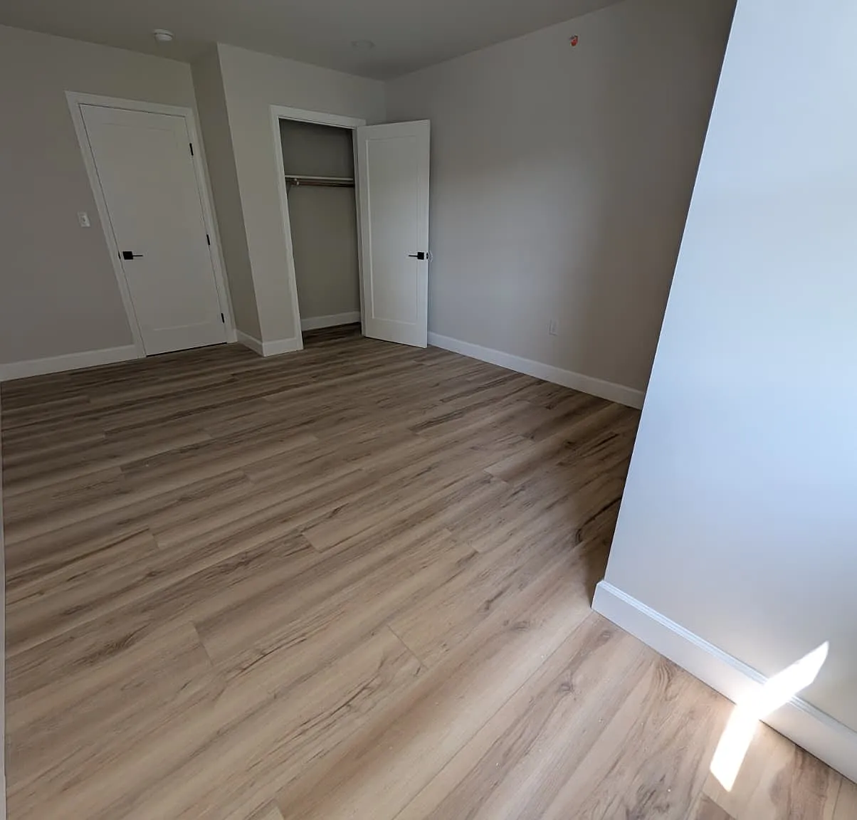 3 bed, 1.5 bath, $2,175 — Photo 4