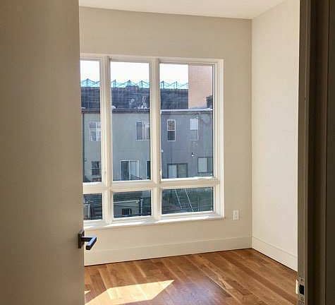 3rd image of 880 Dekalb Ave #501