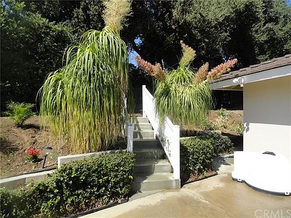 3rd image of 1301 E Navilla Pl