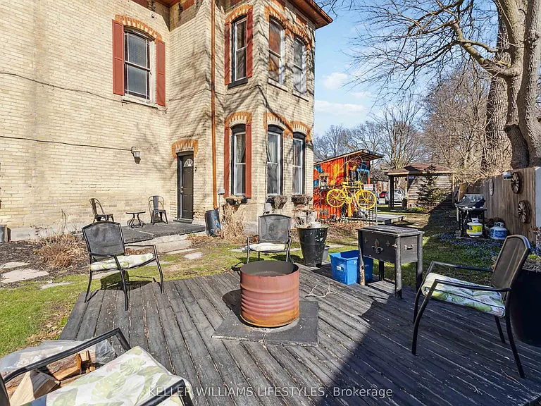 86 Byron Ave E #2 — Photo 6