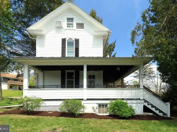 711 Elmwood St, State College, PA 16801