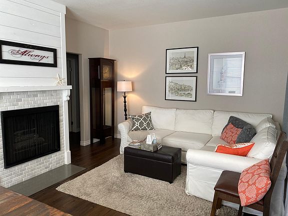 Living area (Photo taken from dining area)