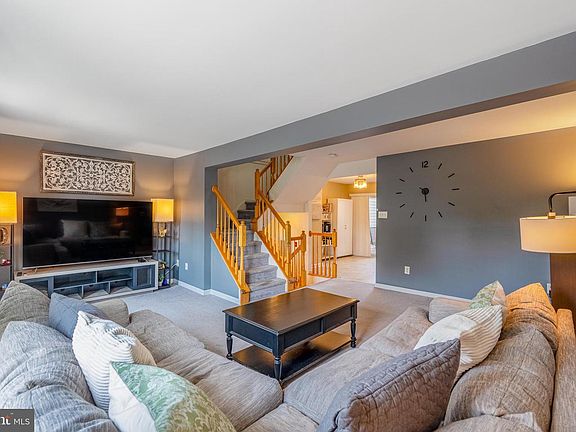 4th image of 406 Terrace Dr