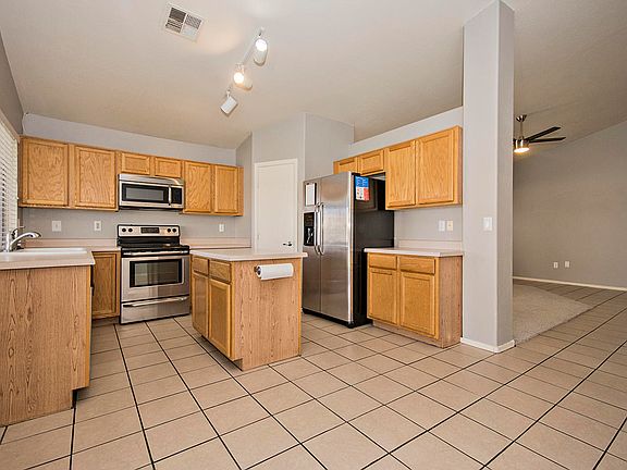 3rd image of 7504 E Nido Ave