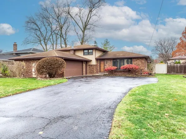 7120 S 86th Ave, Justice, IL 60458