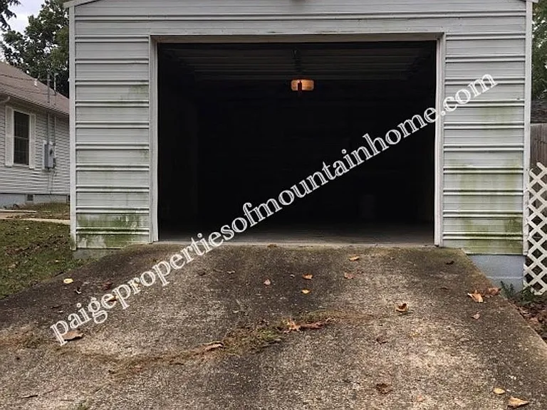 204 South St — Photo 8