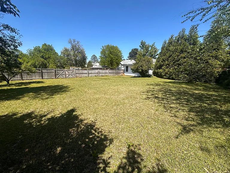 2114 Glendale Gdns — Photo 28
