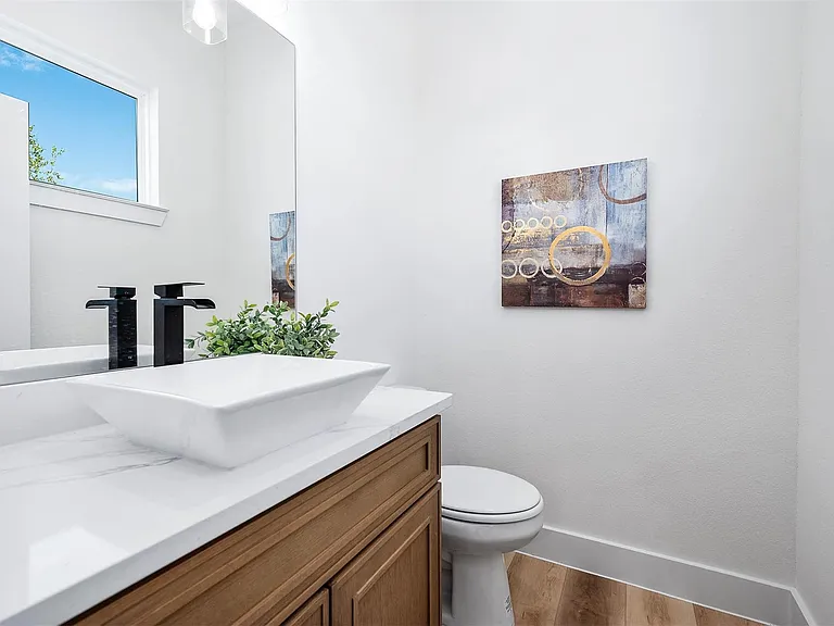 3207 Saint Emanuel St #A — Photo 22