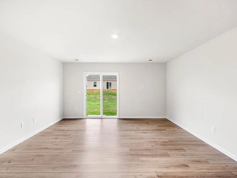 115 Broadtree Cir — Photo 34