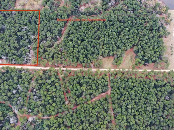 5 Lone Star Rd, Navasota, TX 77868