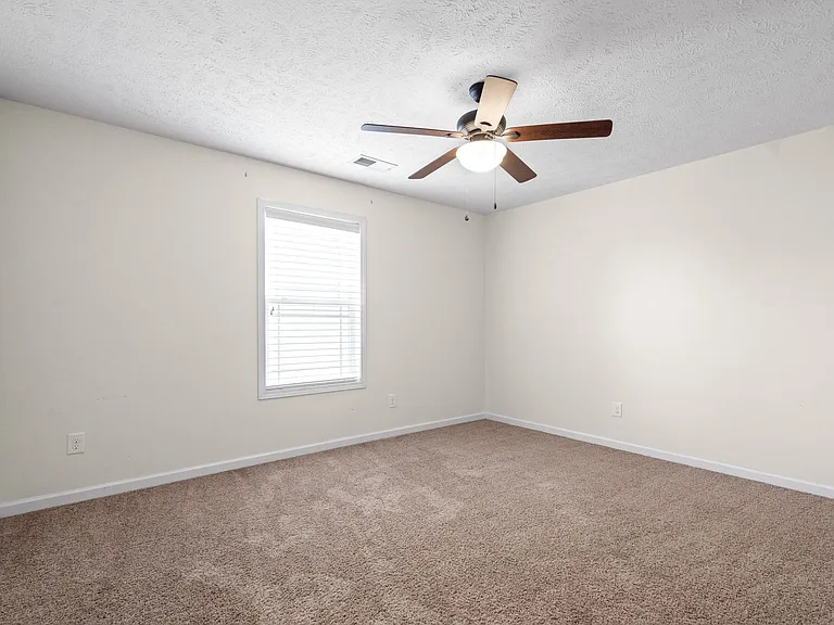 3339 Cotham Ln — Photo 30