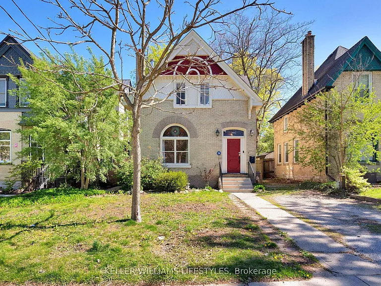 421 Central Ave — Photo 1