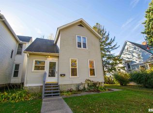 505 6th Ave S, Clinton, IA 52732