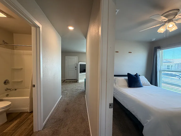 2608 Winfield Ave — Photo 11