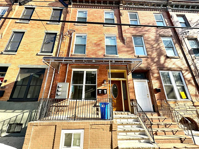 1621 S 5th St #2 — Photo 2