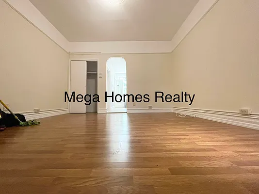 Rented by Mega Homes Realty INC | media 17