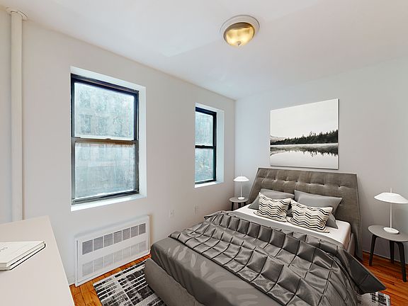 2nd image of 57 Carmine St APT 2A