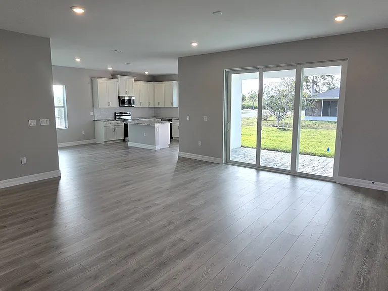 203 Wright Dr — Photo 6