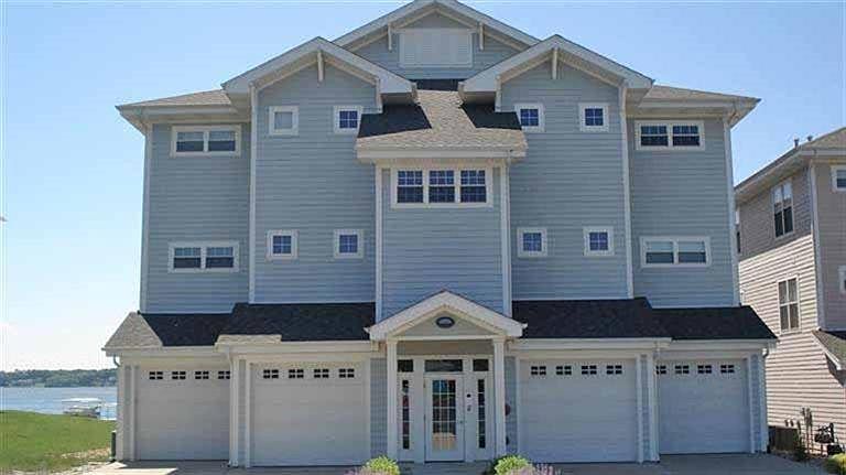 1st image of 13238 Lakeshore Dr Unit I-101