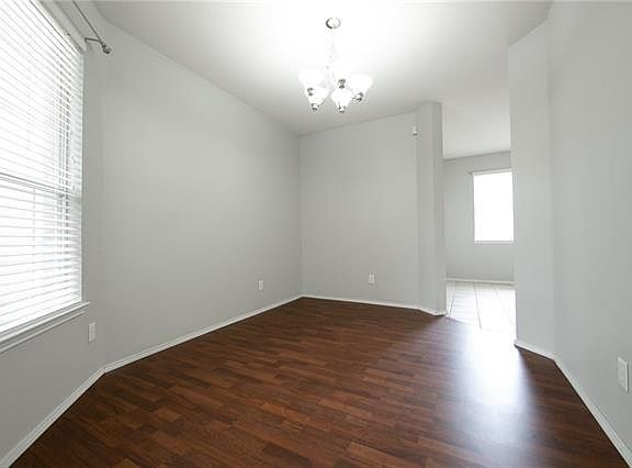 3rd image of 9740 Kingsmill Dr