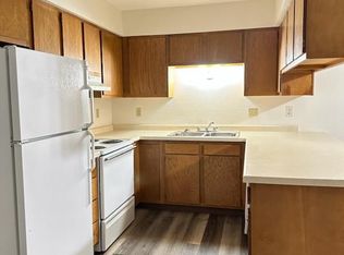 480 S Fairfield Ave APT 2, Juneau, WI 53039