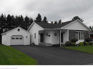 169 7th Ave, Madawaska, ME 04756