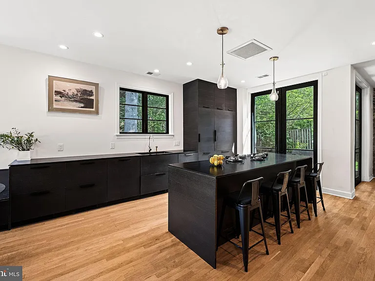 1623 Jonquil St NW — Photo 6