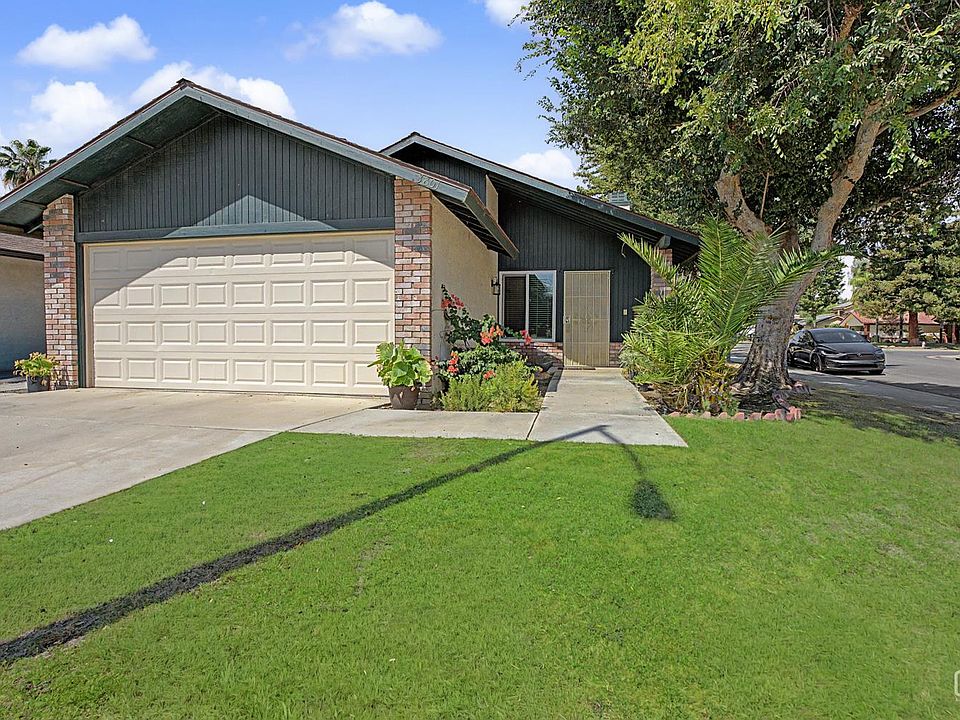 1st image of 3801 Park View Dr