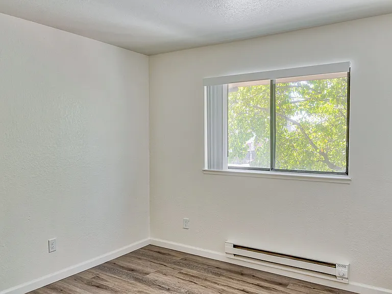 Bayshore Estates — Photo 16