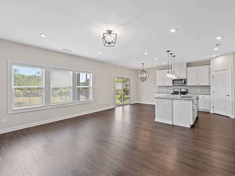 1004 Tarsnet Ln — Photo 21